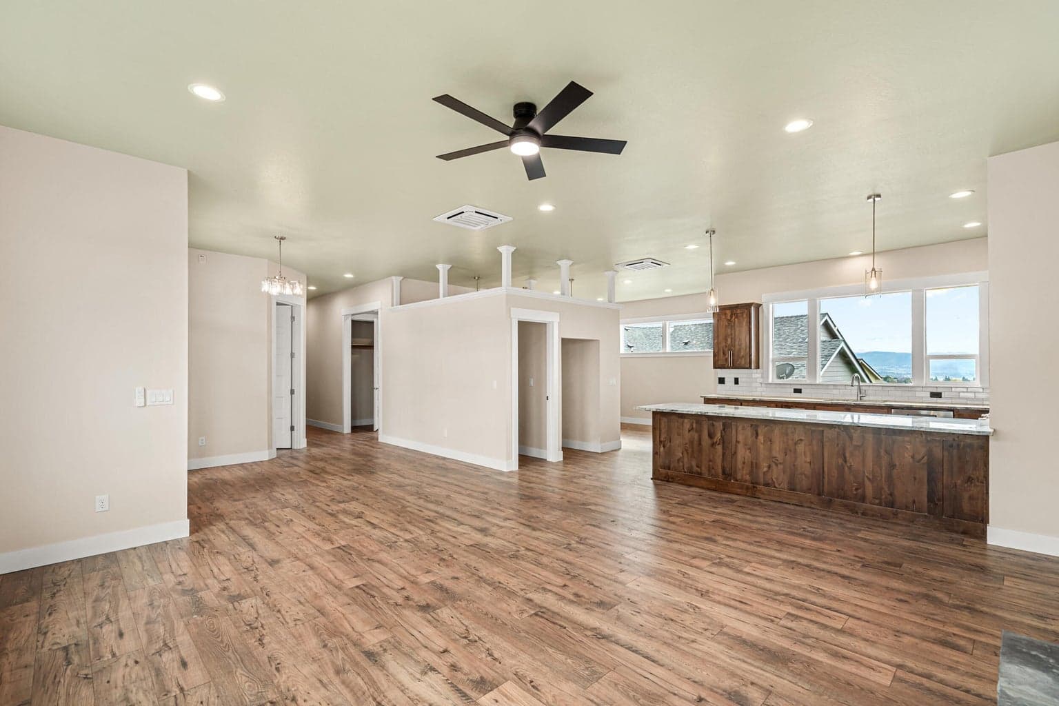 Photo of 4260 Falcon Ridge 5 of 47