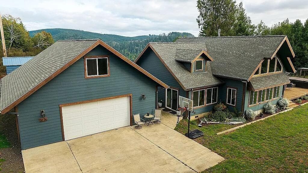 Photo of 2636 Western 2 of 31