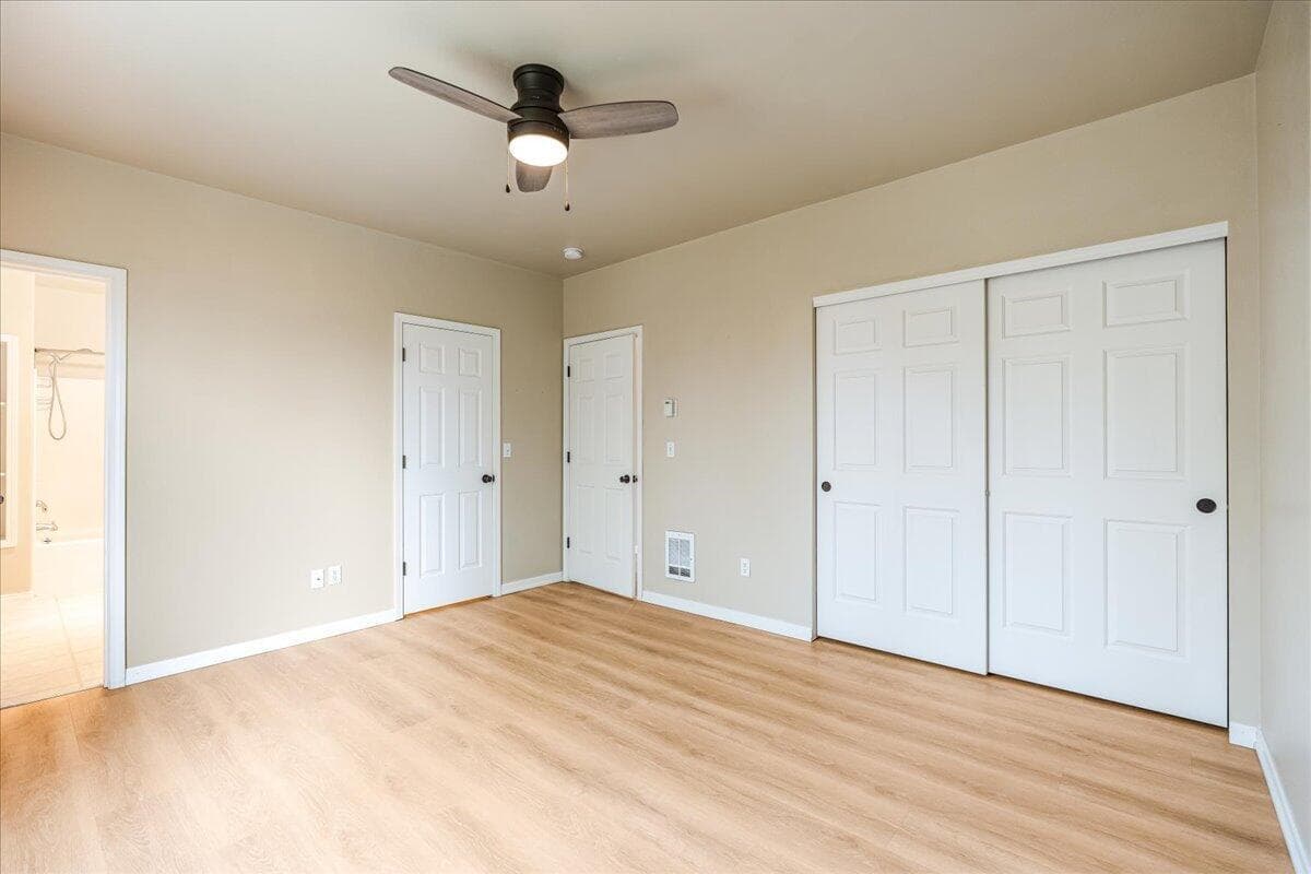 Photo of 1210 SW 32nd Court 15 of 36