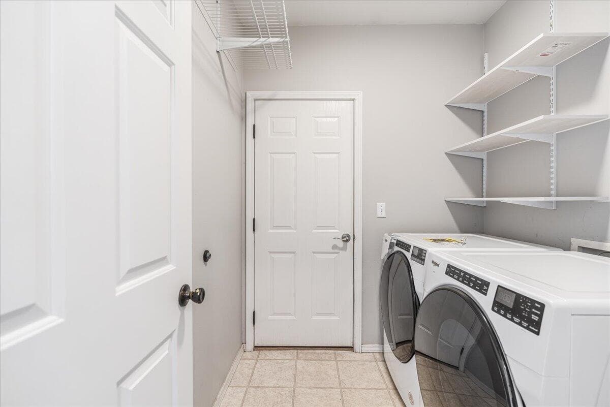 Photo of 1210 SW 32nd Court 24 of 36