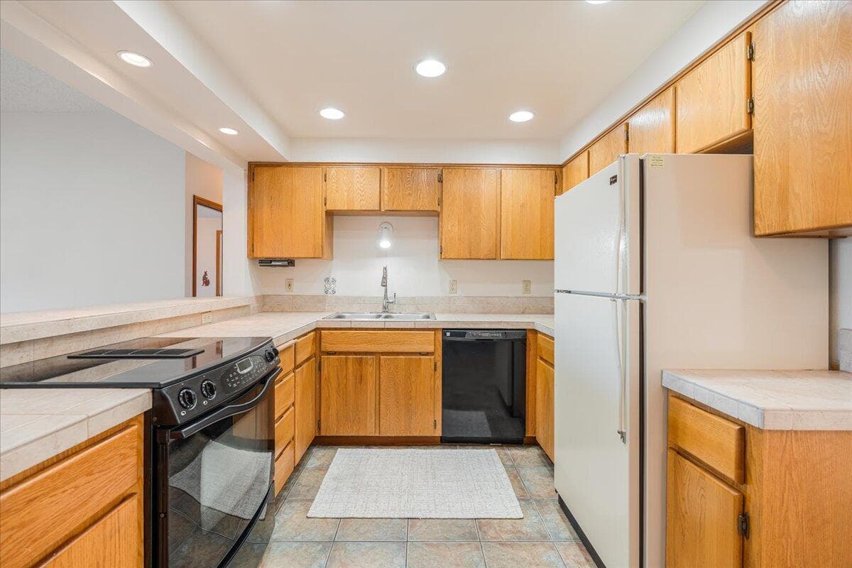 All appliances included