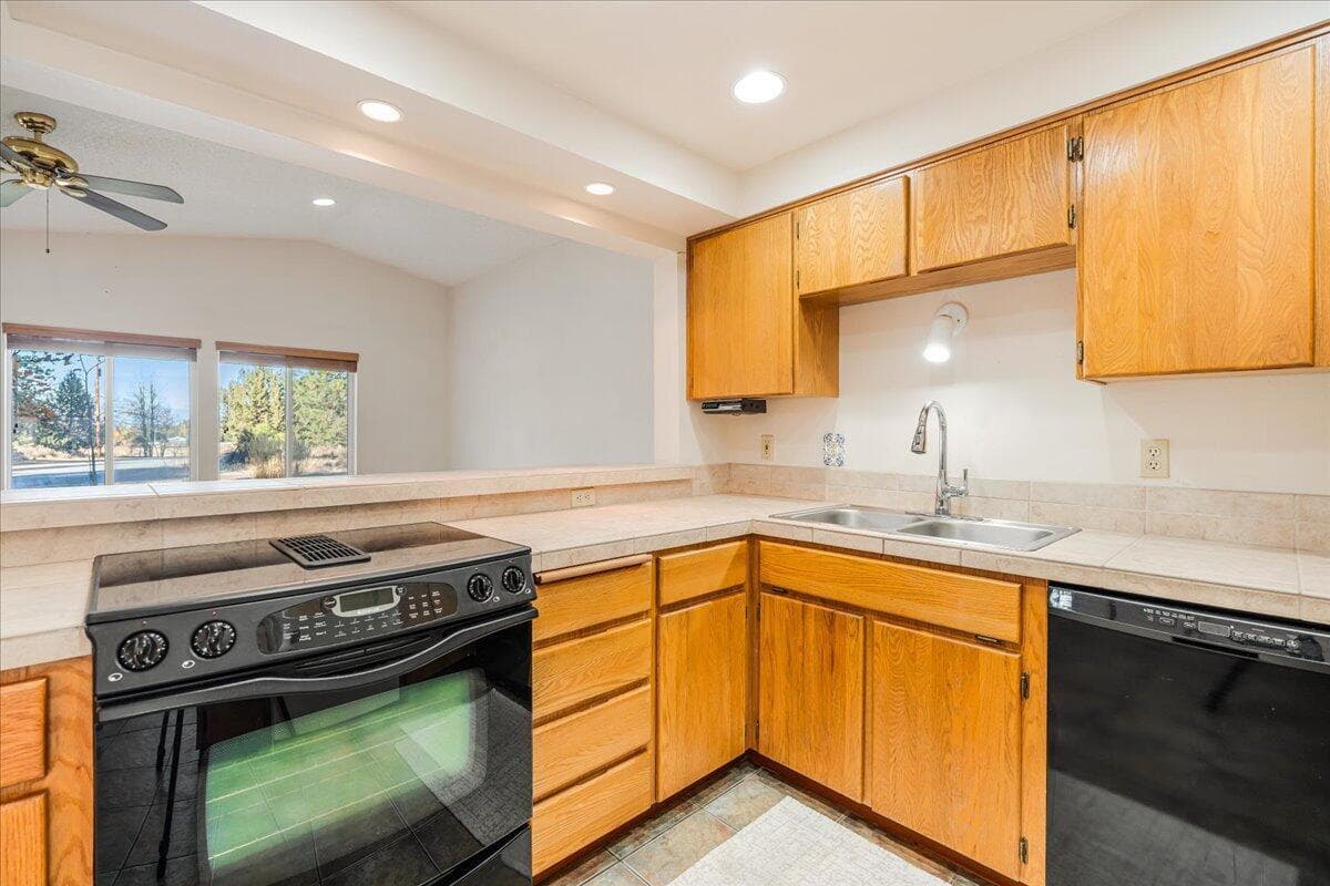 Photo of 19304 Baker Road 13 of 37