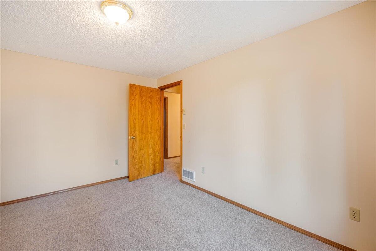 Photo of 19304 Baker Road 22 of 37