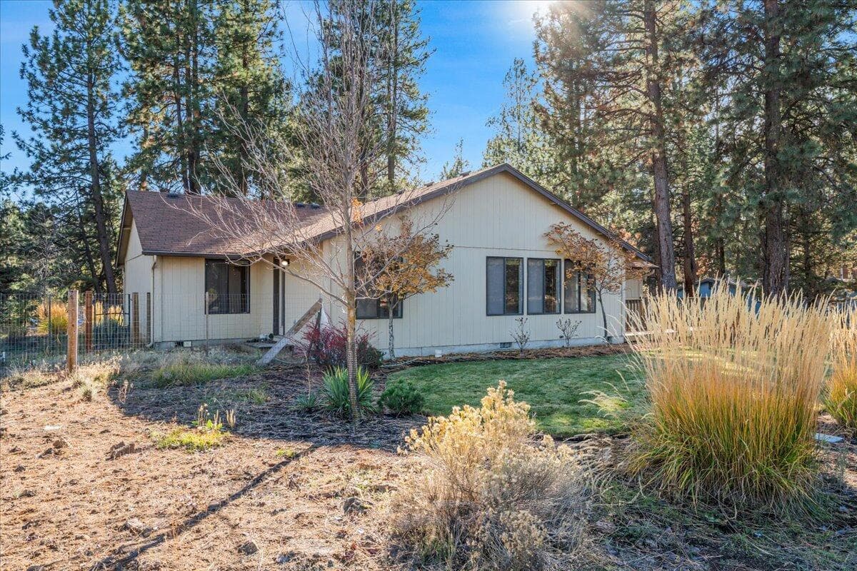 Photo of 19304 Baker Road 31 of 37