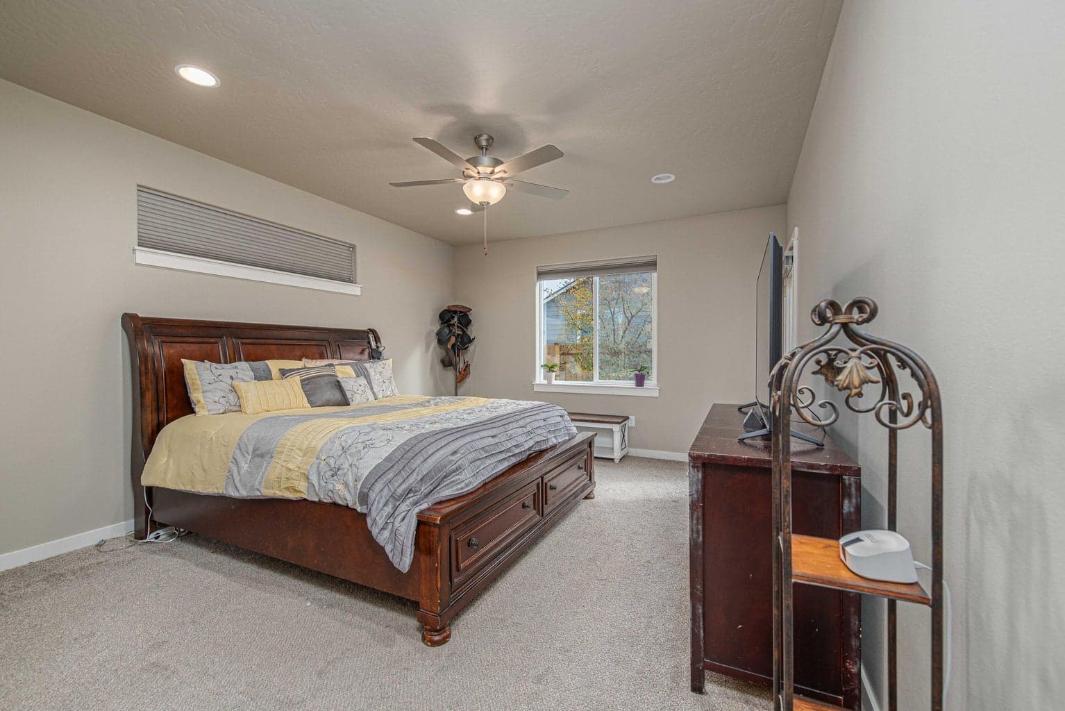 Photo of 61366 SE Preston Street 17 of 37