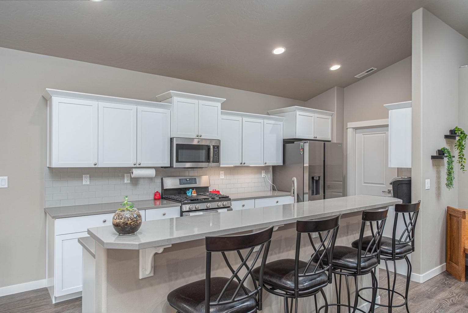 Photo of 61366 SE Preston Street 13 of 37