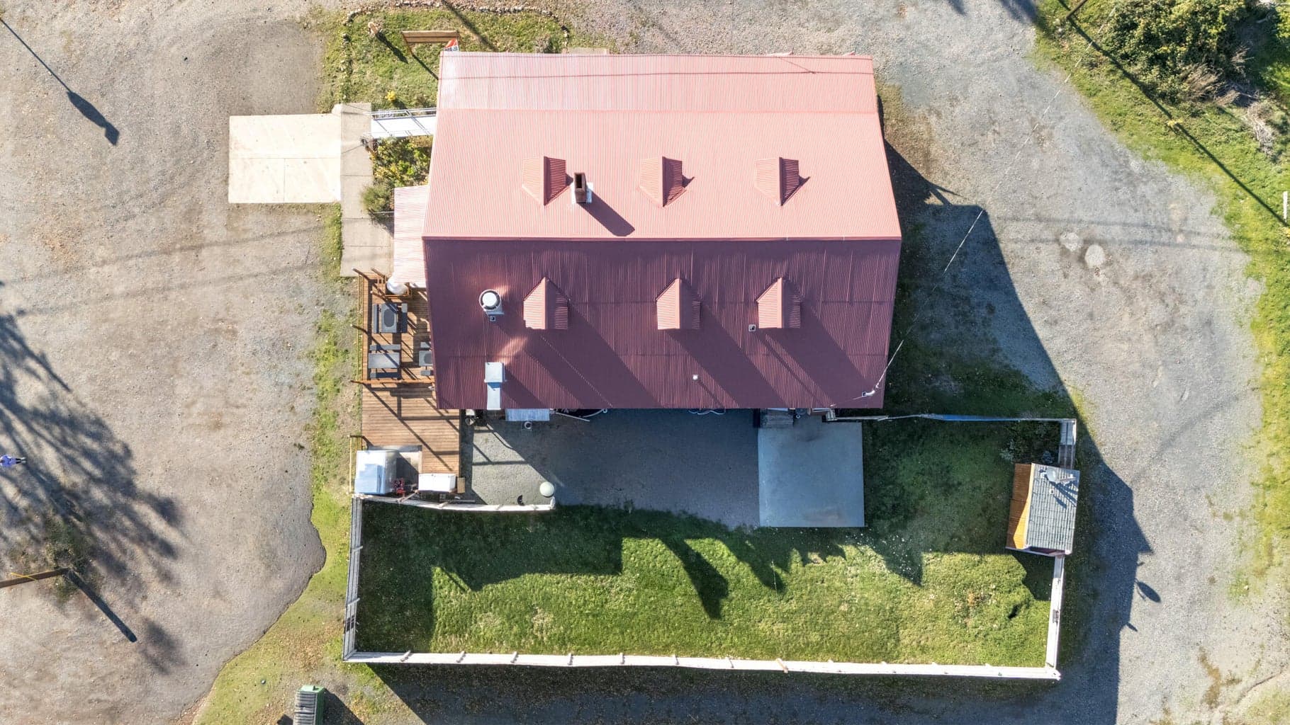 Photo of 24099 Redwood 2 of 26