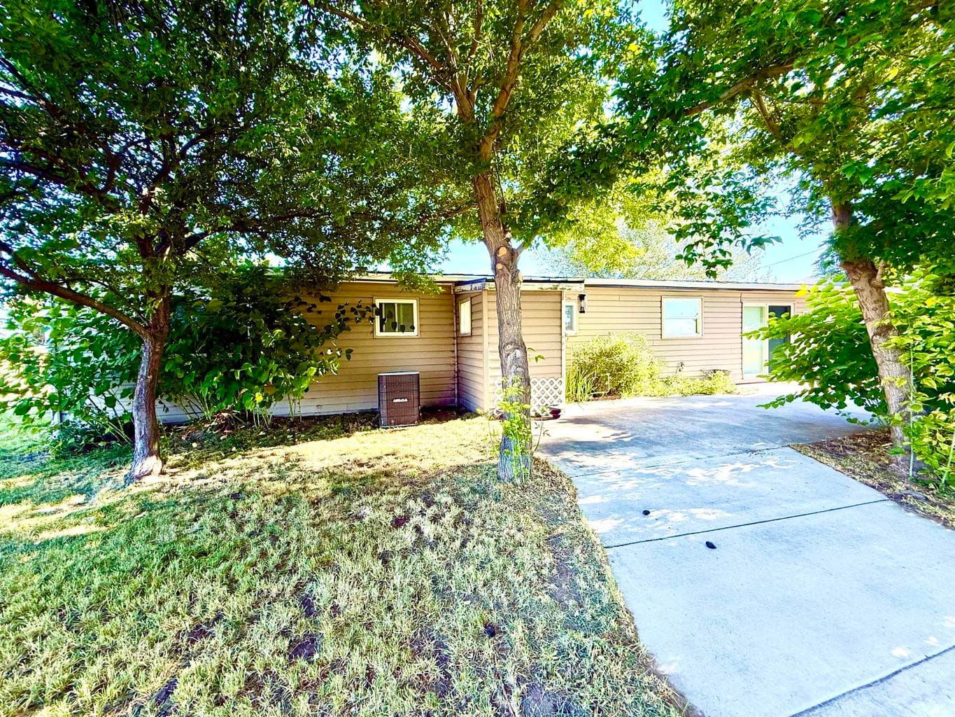 Photo of 7992 Elliott 3 of 67