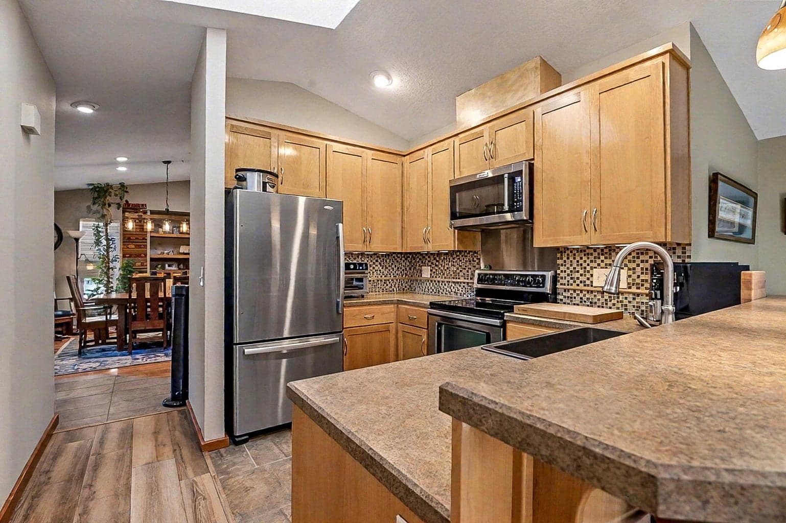 Photo of 2976 Bluebell 4 of 34