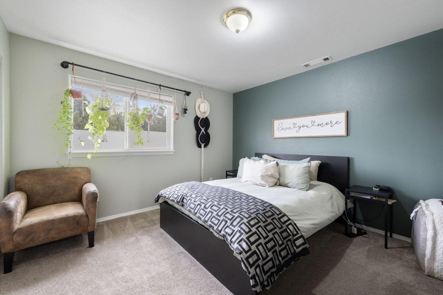 Photo of 2610 SW 23rd Street 16 of 28