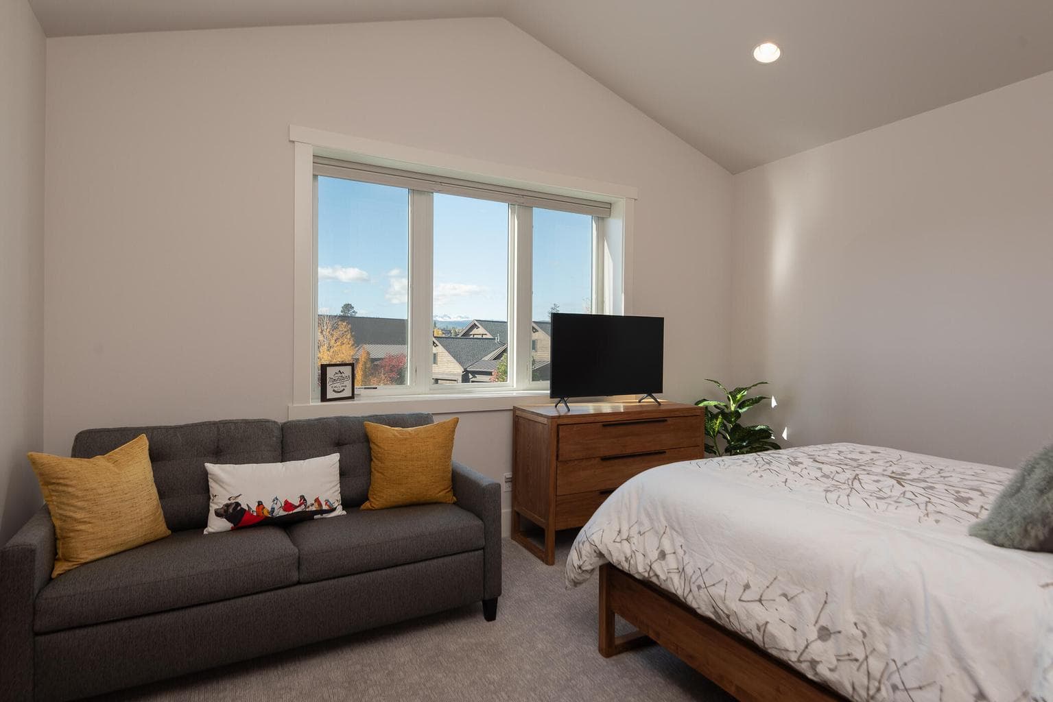 Photo of 61358 Kindle Rock Loop 24 of 38
