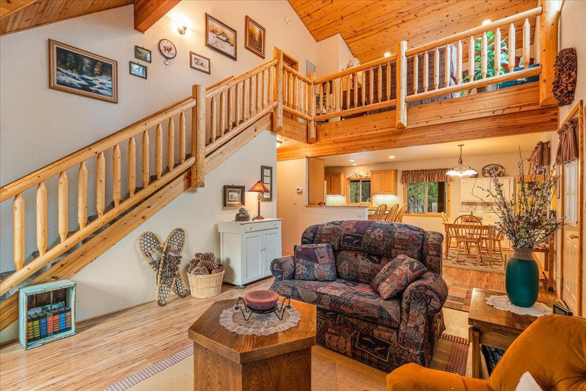 Photo of 152038 Conestoga 6 of 50
