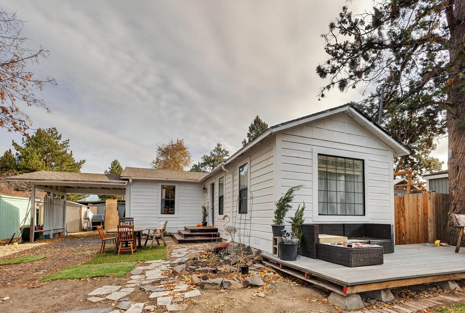 Photo of 322 5th 4 of 26