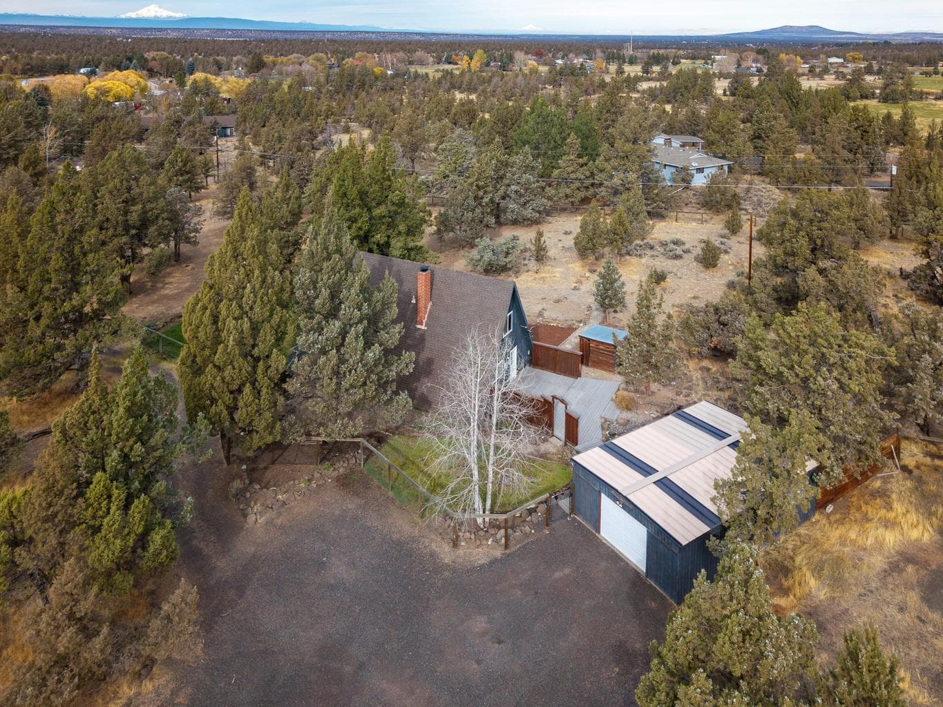 Photo of 5325 NW Jackpine Avenue 37 of 47