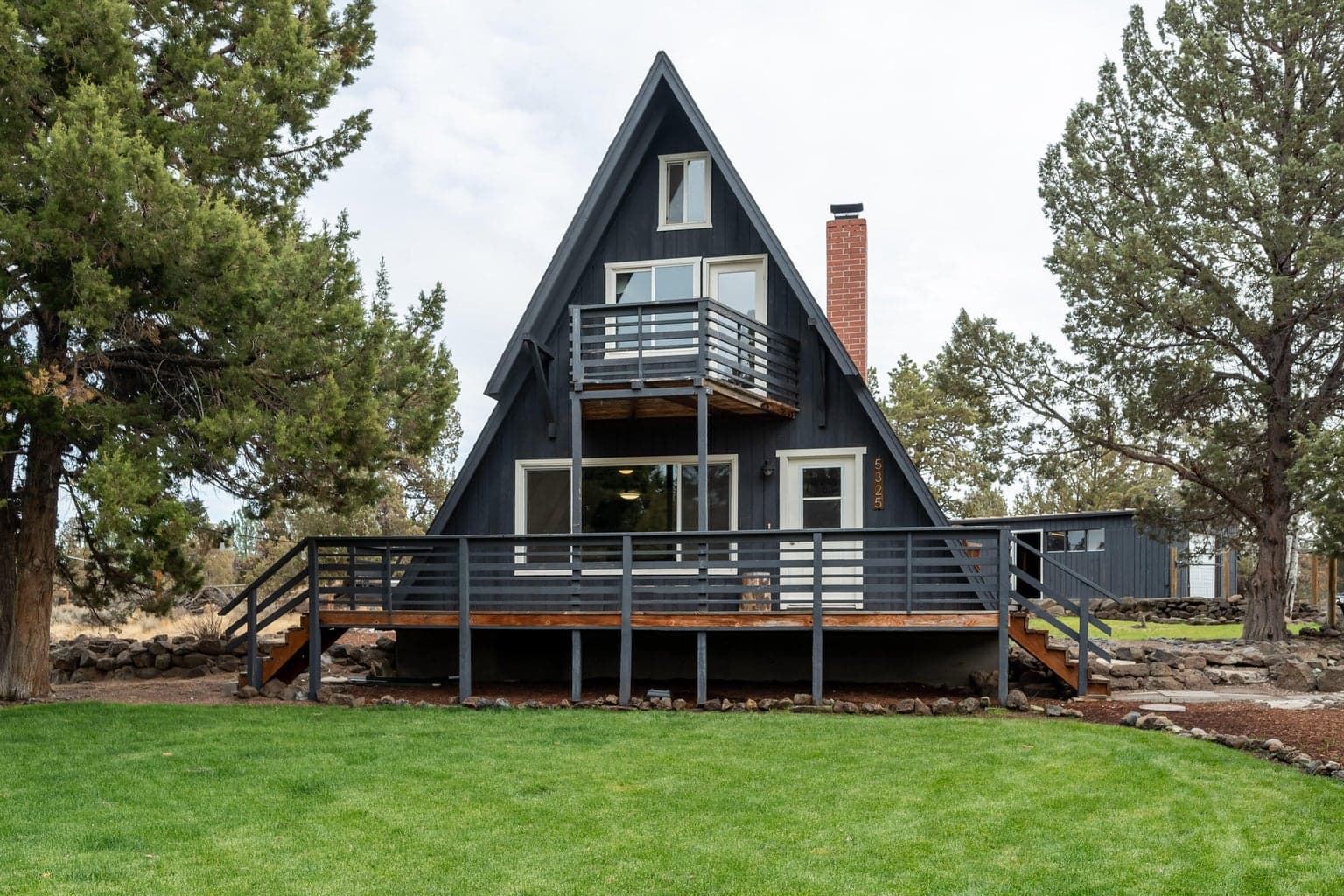 Photo of 5325 Jackpine 1 of 47