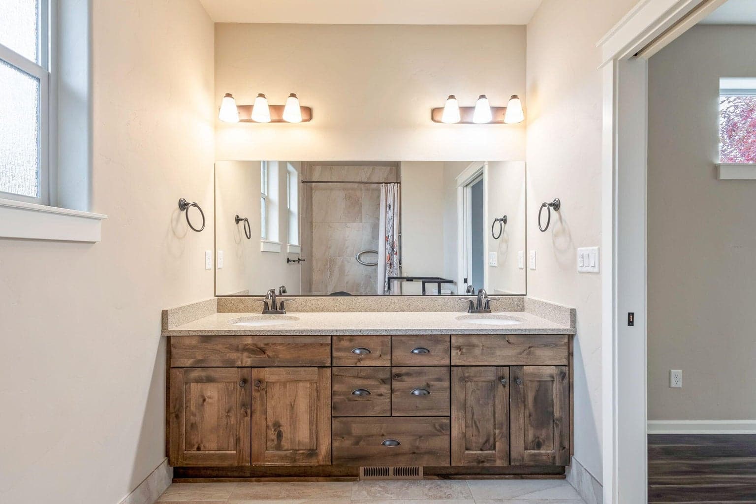 Dual Vanity