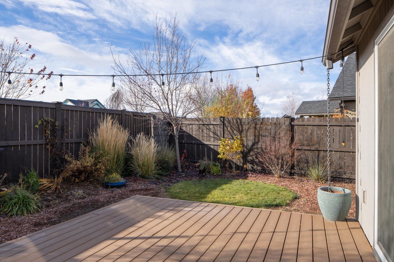 Photo of 2584 NW Hemlock Way 13 of 14