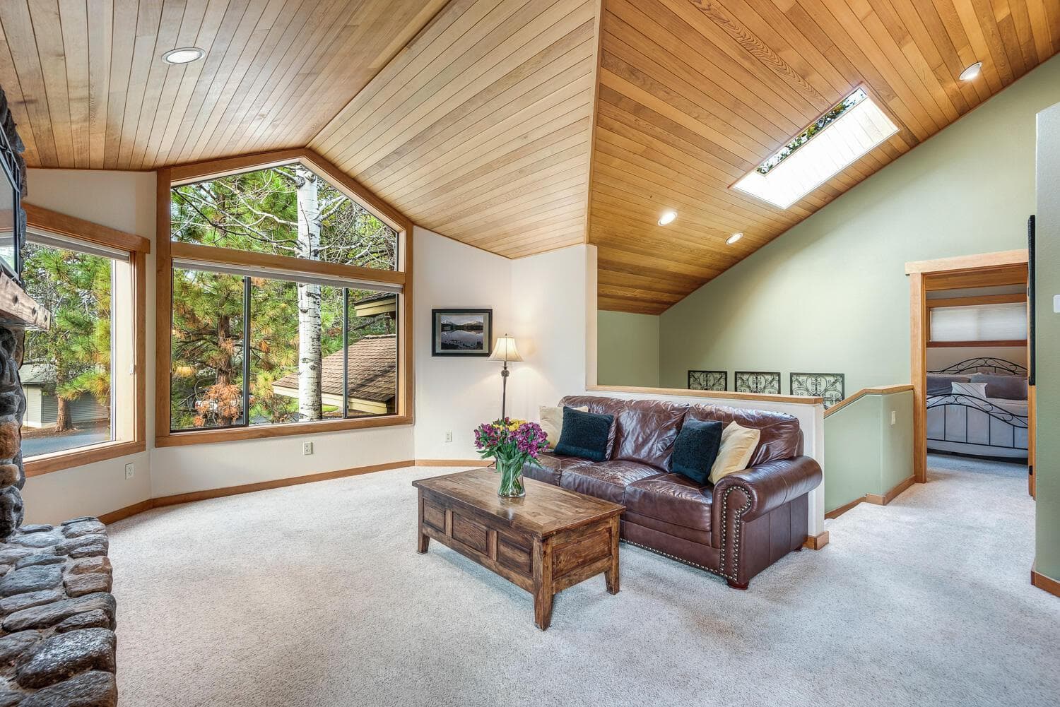 Photo of 18003 Hickory Lane 5 of 28