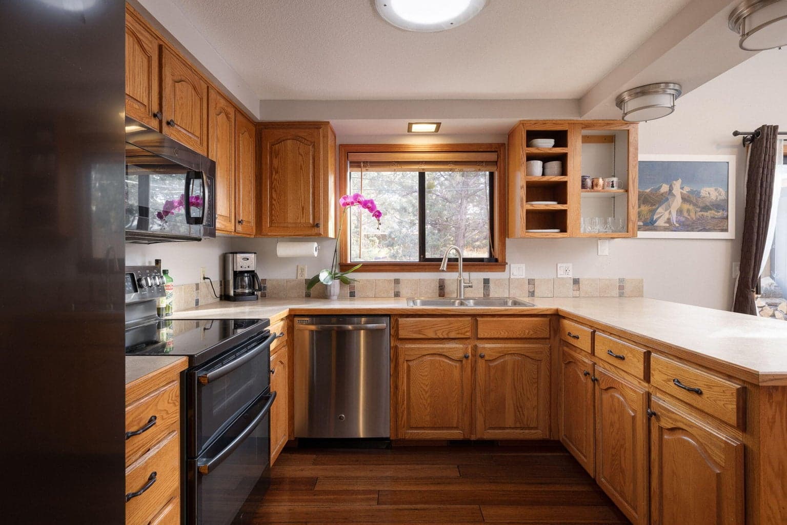 Photo of 1630 NE 13th Street 8 of 37