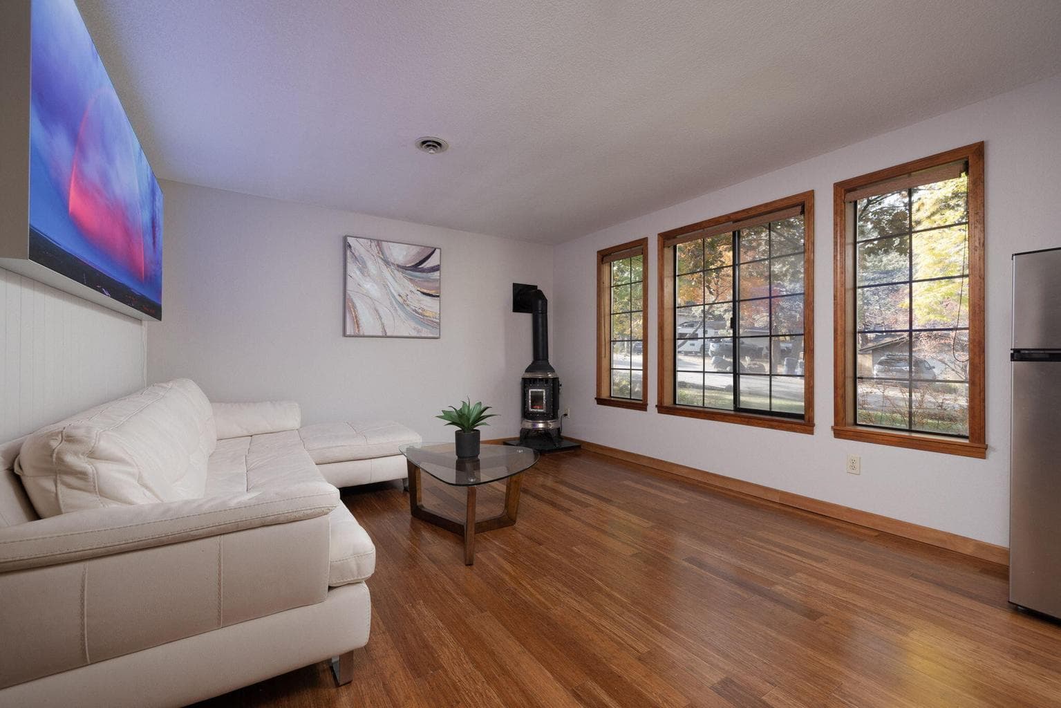 Photo of 1630 NE 13th Street 18 of 37