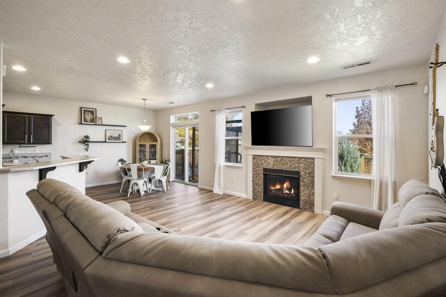 Photo of 1814 36th 6 of 34