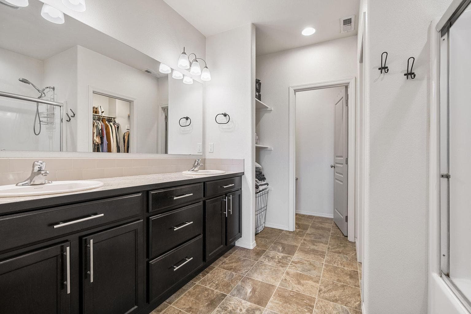 Photo of 1814 SW 36th Way 14 of 34