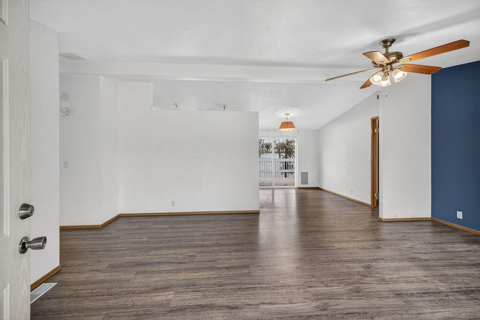 Photo of 609 Evergreen 4 of 35