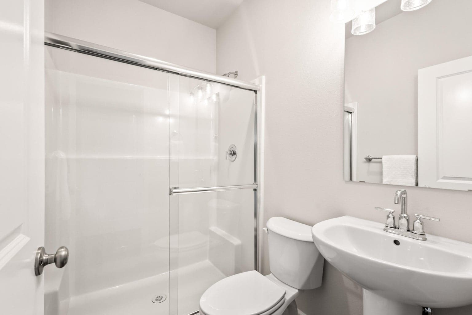 Photo of 1079 NW Walnut Avenue 16 of 31