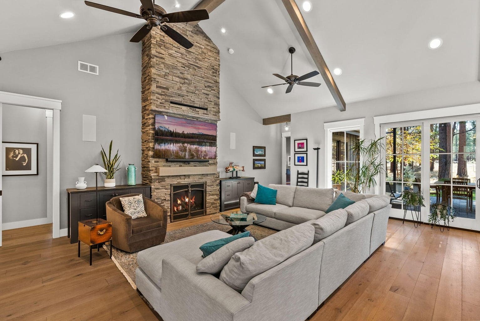 Photo of 885 E Coyote Springs Road 9 of 60