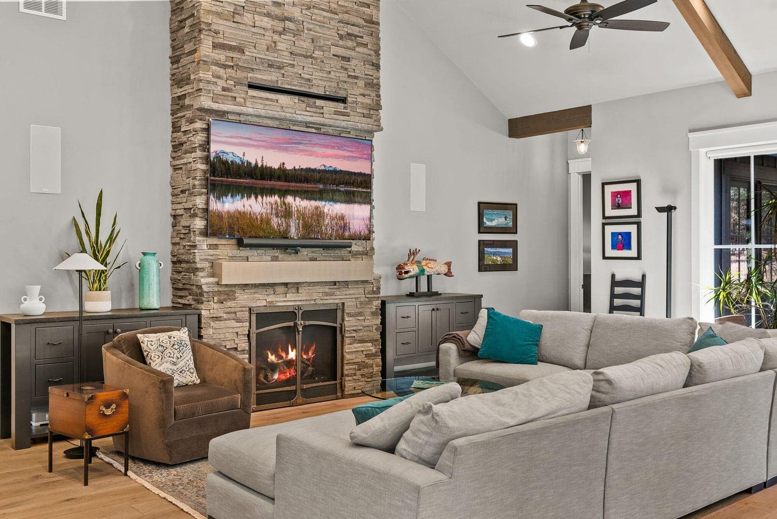 Photo of 885 E Coyote Springs Road 10 of 60