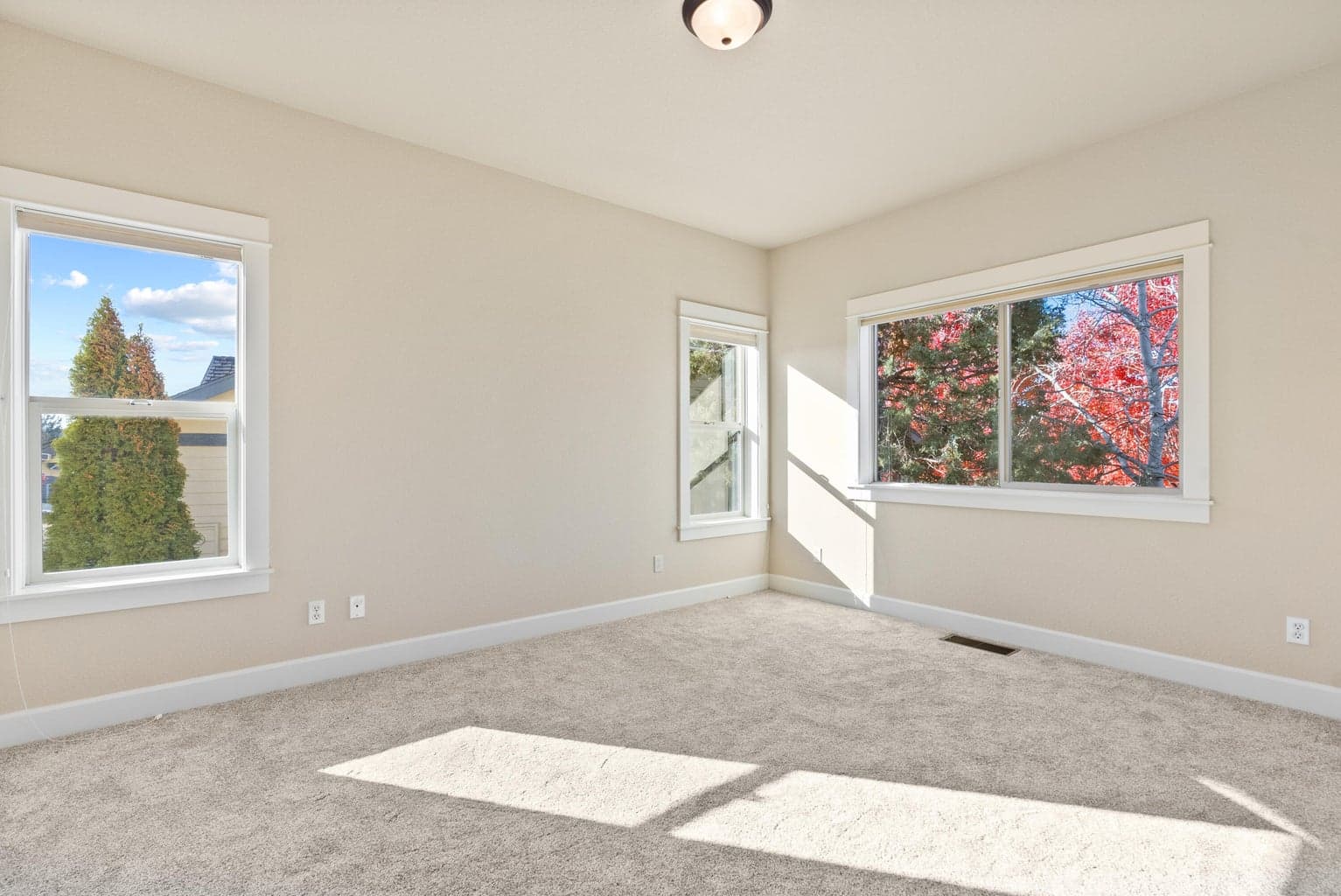 Photo of 4129 SW Majestic Avenue 24 of 52