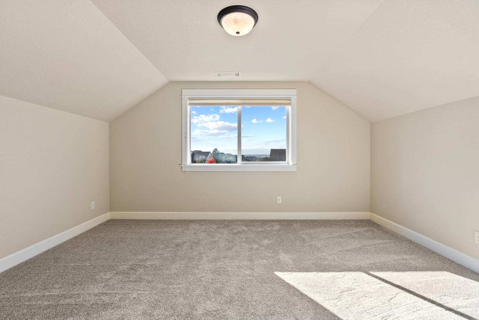 Photo of 4129 SW Majestic Avenue 28 of 52
