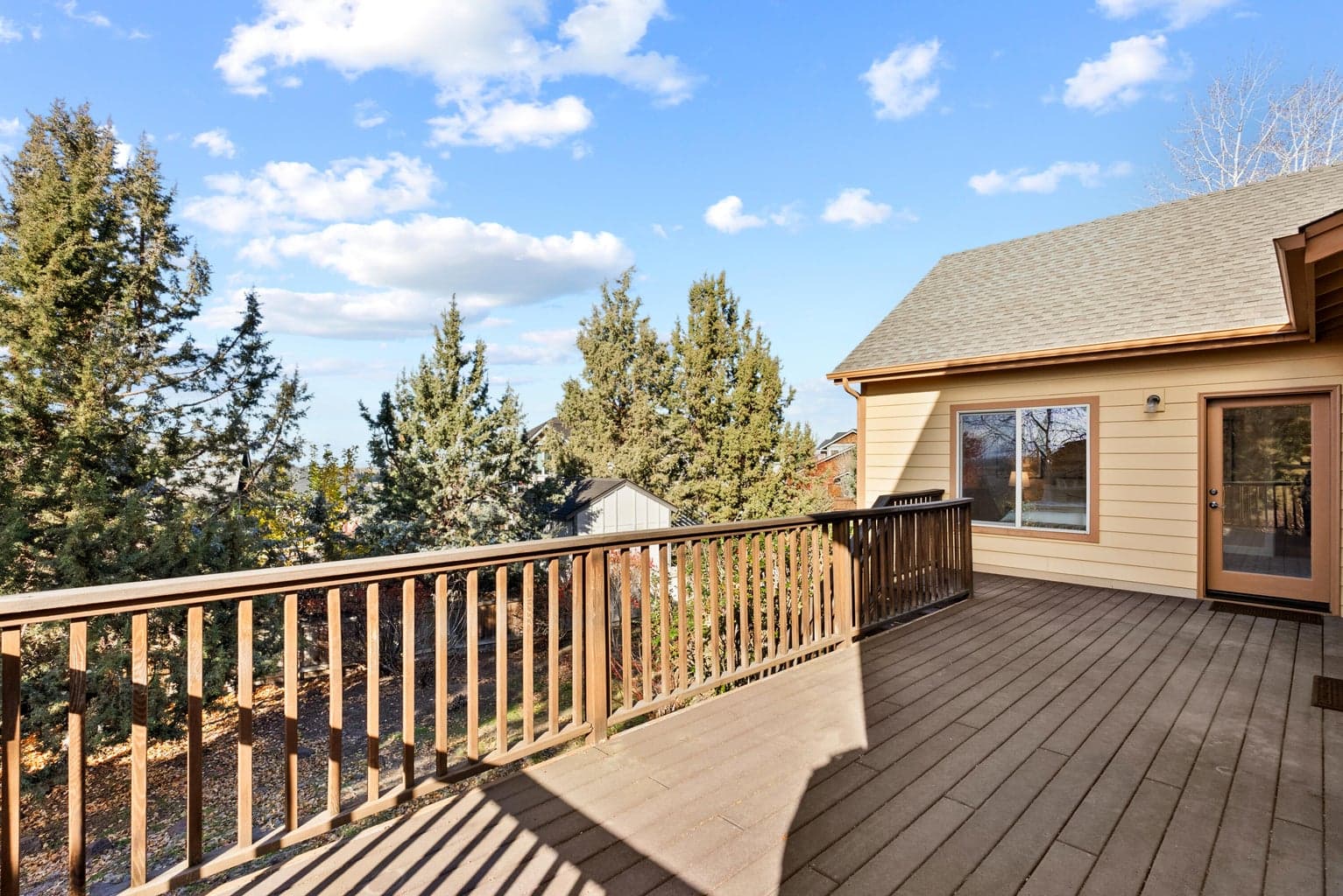 Photo of 4129 SW Majestic Avenue 37 of 52