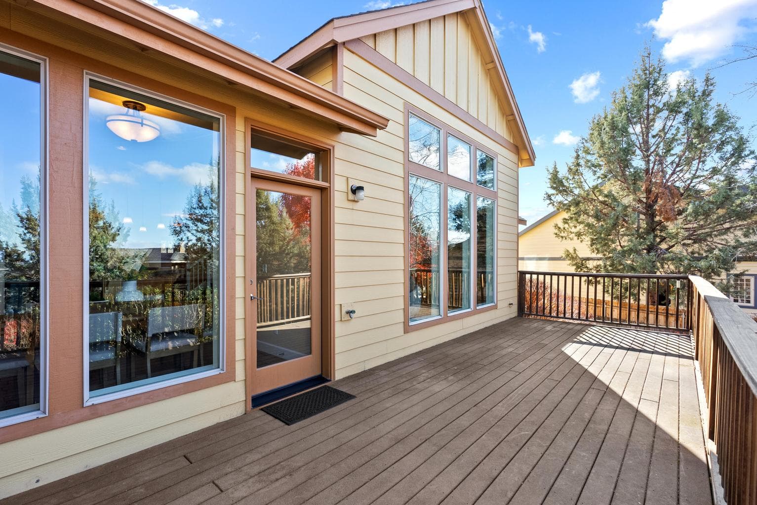 Photo of 4129 SW Majestic Avenue 36 of 52
