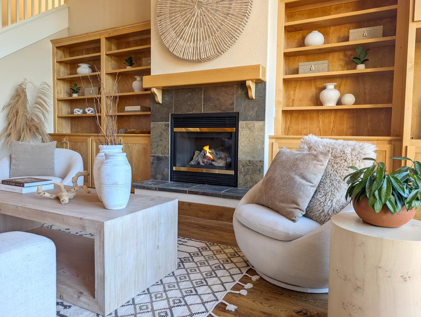 Photo of 4129 SW Majestic Avenue 9 of 52