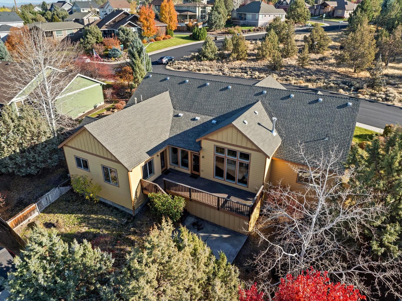 Photo of 4129 SW Majestic Avenue 42 of 52