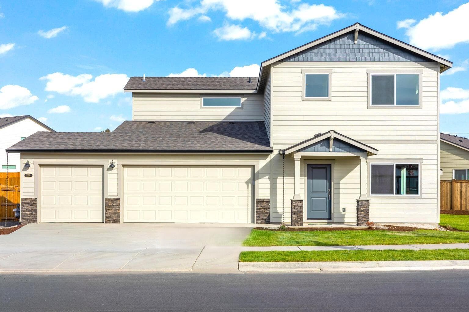 Photo of 1079 Walnut 1 of 31