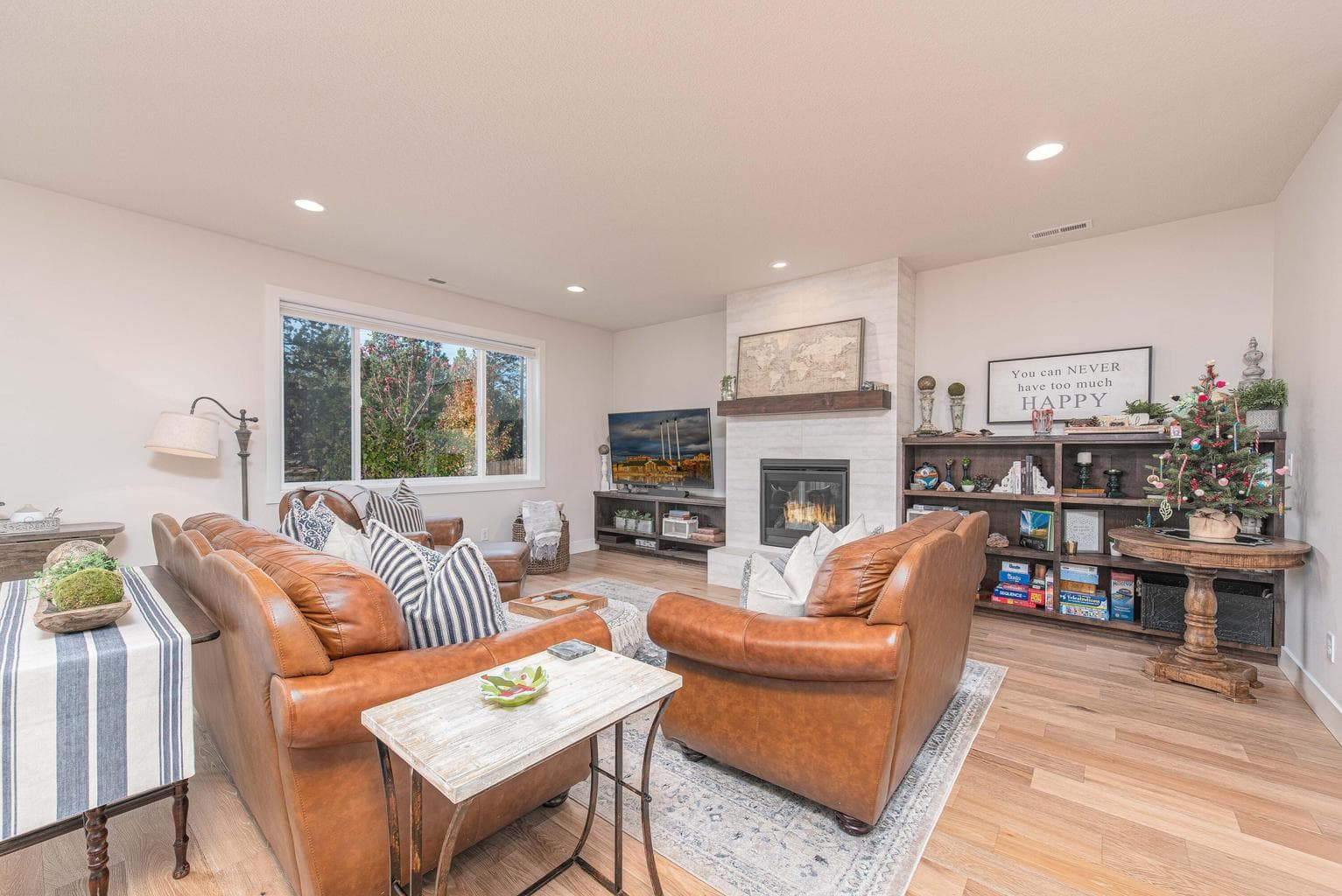 Photo of 63221 Red Butte 3 of 37
