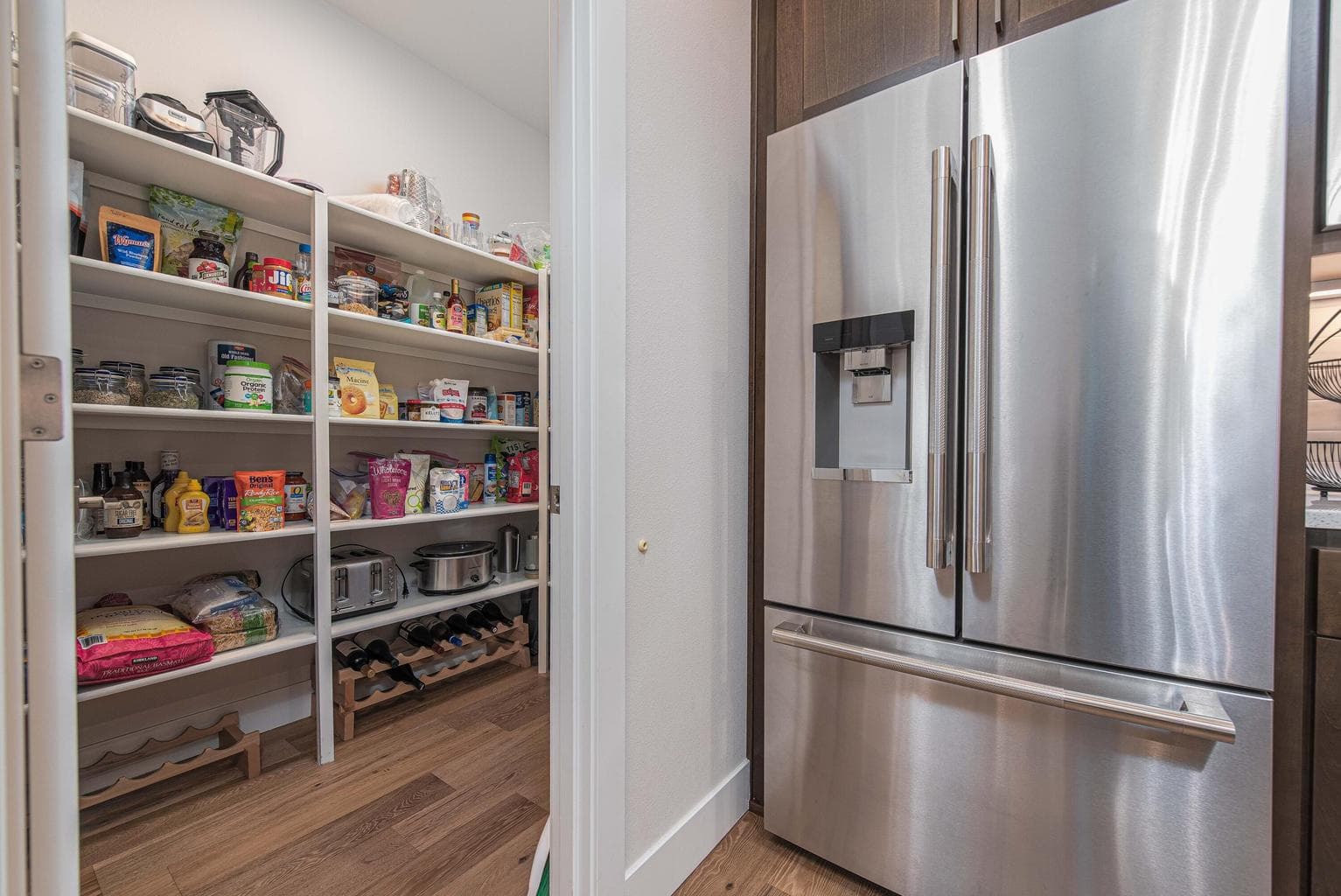 Photo of 63221 NW Red Butte Court 10 of 37