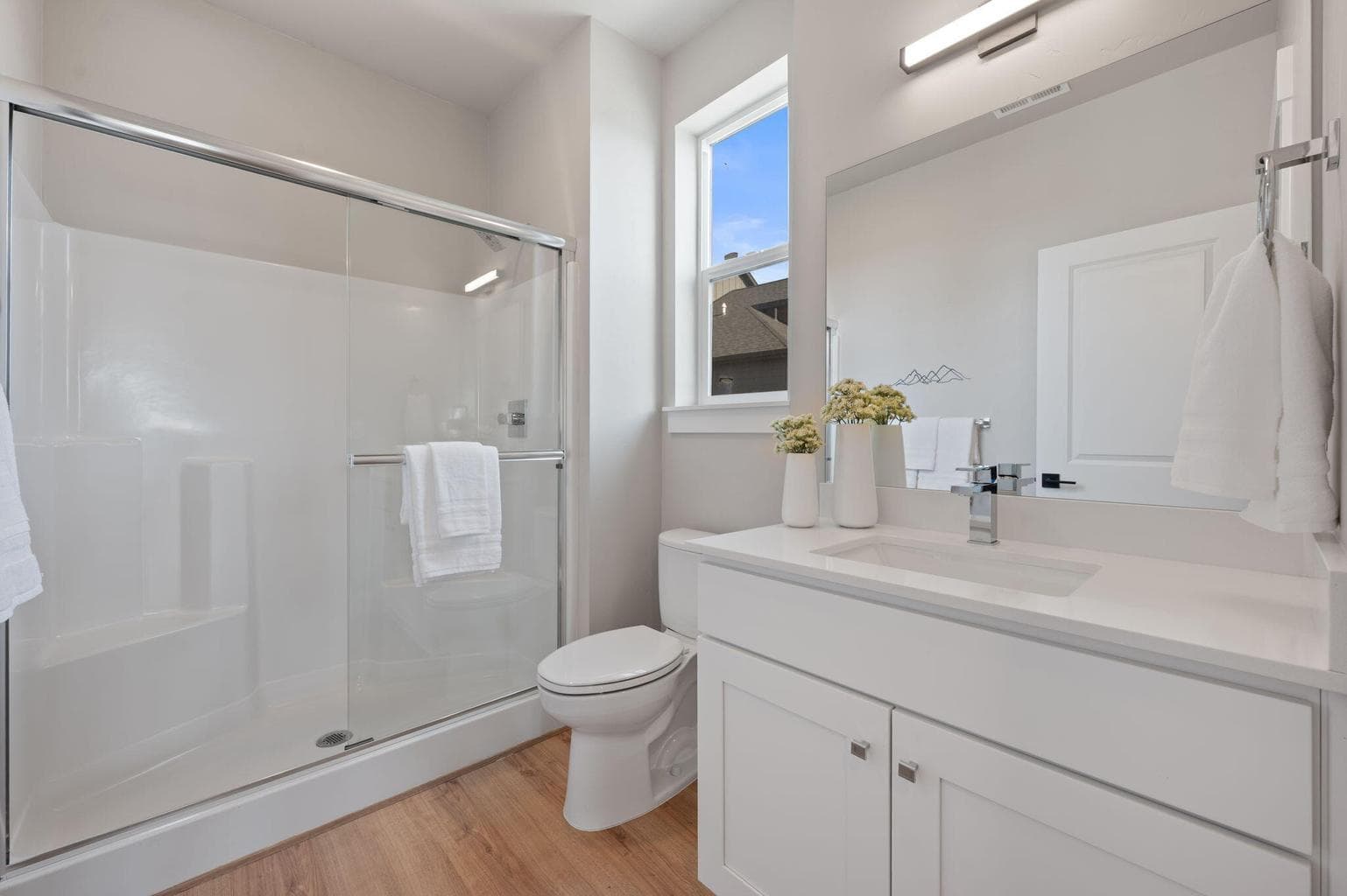 Photo of 20552 NE Empire Avenue 13 of 27