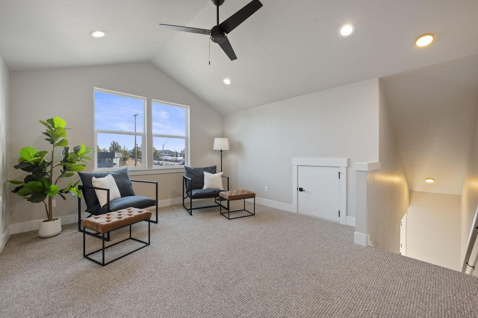 Photo of 20552 NE Empire Avenue 21 of 27