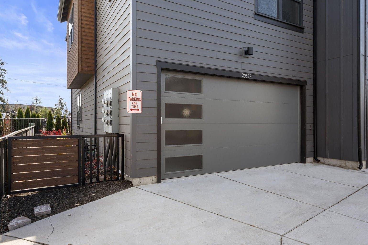 Photo of 20552 NE Empire Avenue 25 of 27