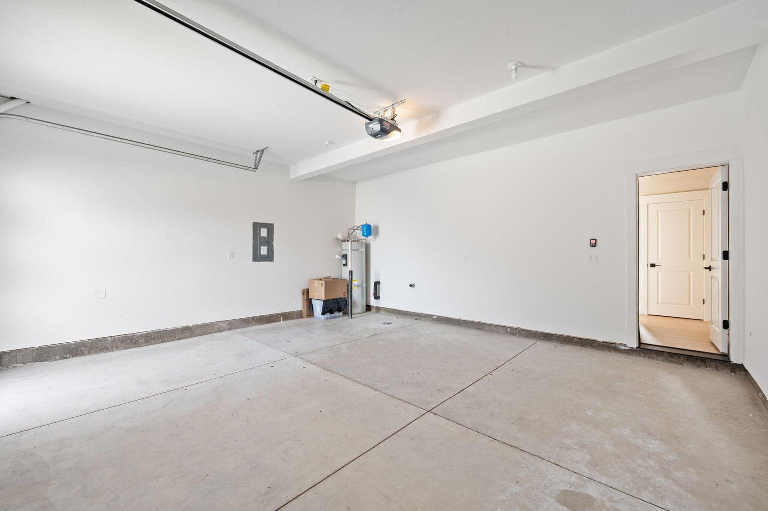 Photo of 20552 NE Empire Avenue 26 of 27
