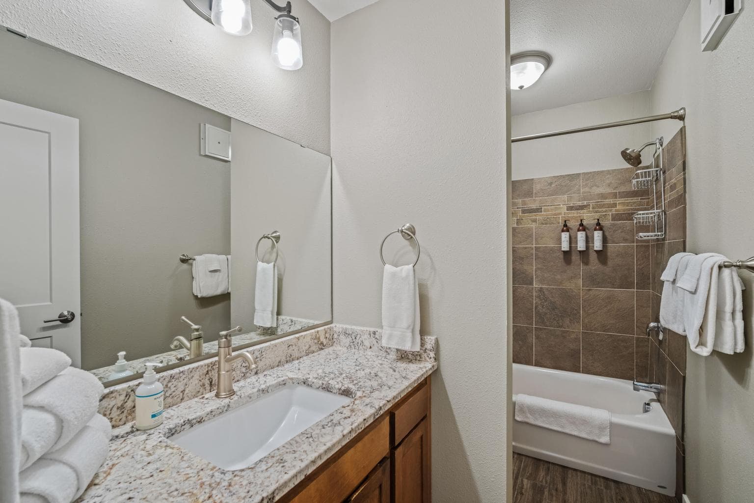 Photo of 57075 Wild Lily Lane 15 of 42