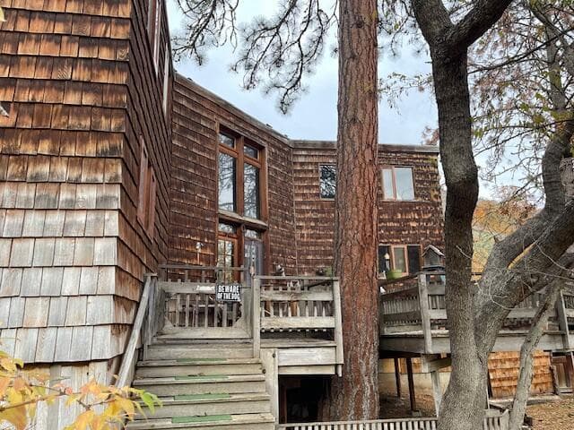 Photo of 812 Humbug Creek 3 of 22