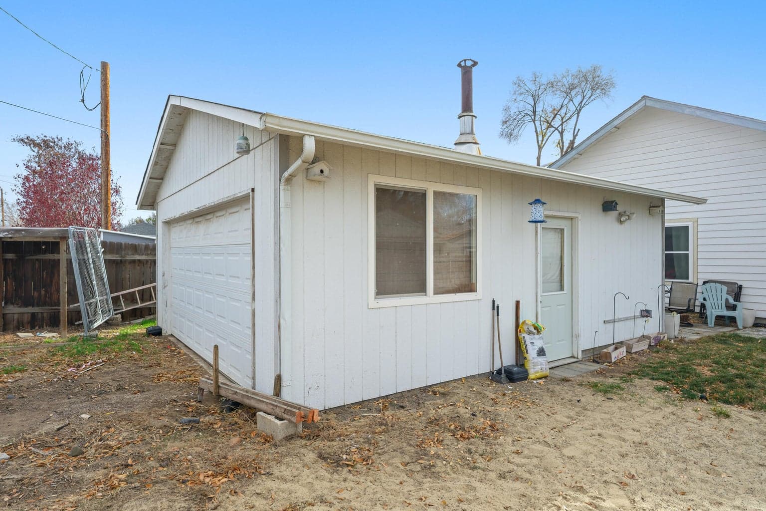 Photo of 605 NE Ochoco Avenue 15 of 15