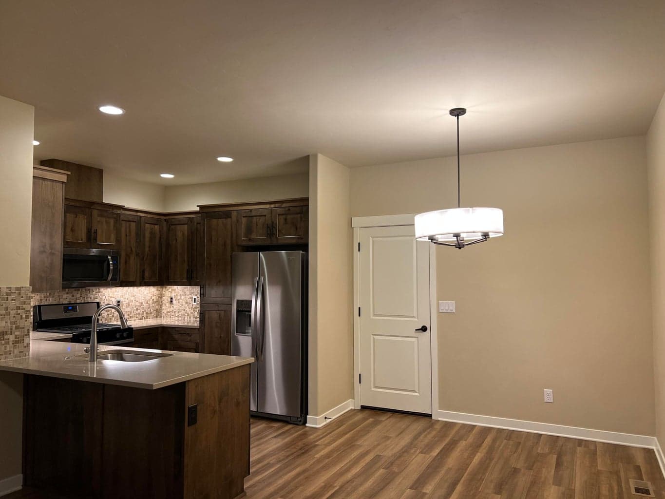 Photo of 20735 Boulderfield Avenue 11 of 21
