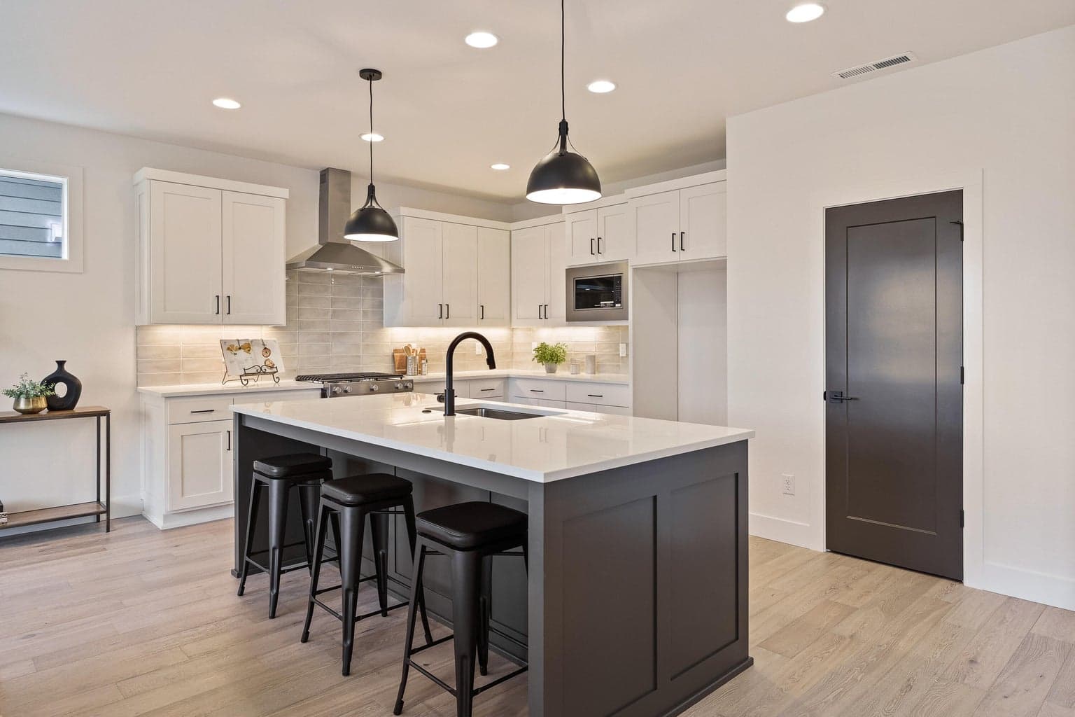 Photo of 61178 SE Berkshire Way 11 of 40