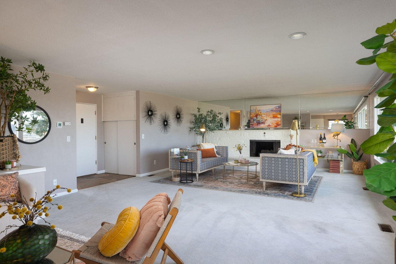 Photo of 531 NW Canyon Drive 7 of 41