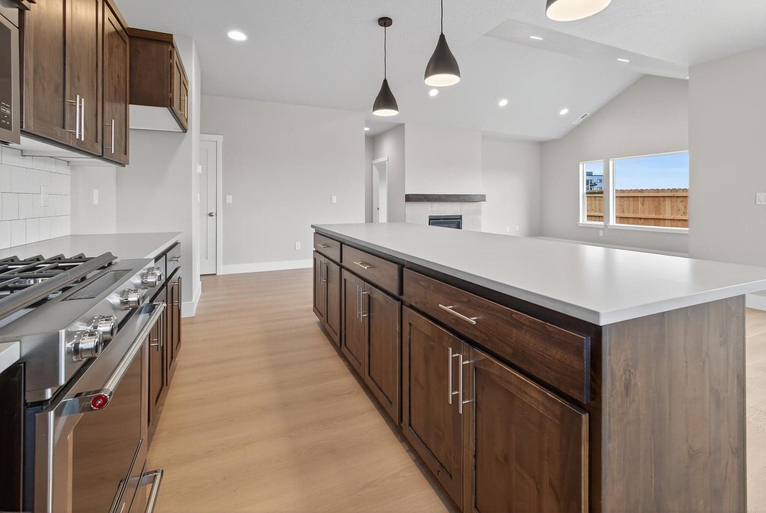 Photo of 4070 SW 38th Place 9 of 49